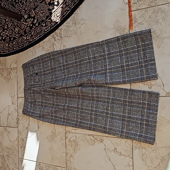 Samsoe Samsoe ladies plaid trousers.  Size S . Black, blue and Kelly green. - Picture 9 of 12